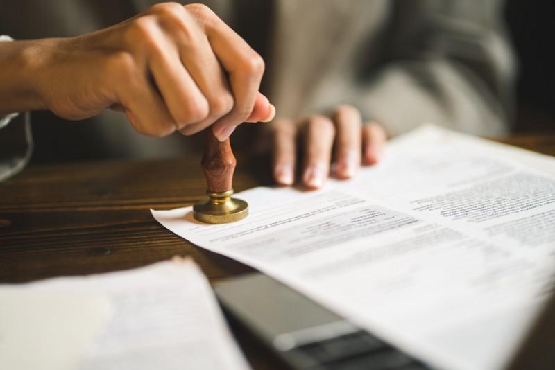 Quels sont les documents à fournir au notaire dans le cadre d'une succession ? Vos notaires vous informent 